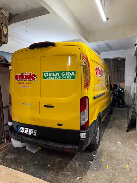 A2 Reklam tarafından İstanbul'da üretilen araç giydirme uygulaması - örnek proje fotoğrafı.