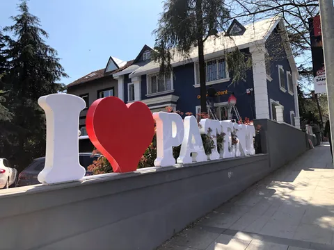 A2 Reklam tarafından İstanbul'da üretilen ışıklı tabelalar uygulaması - örnek proje fotoğrafı.