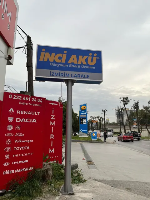 A2 Reklam tarafından İstanbul'da üretilen totem tabela uygulaması - örnek proje fotoğrafı.